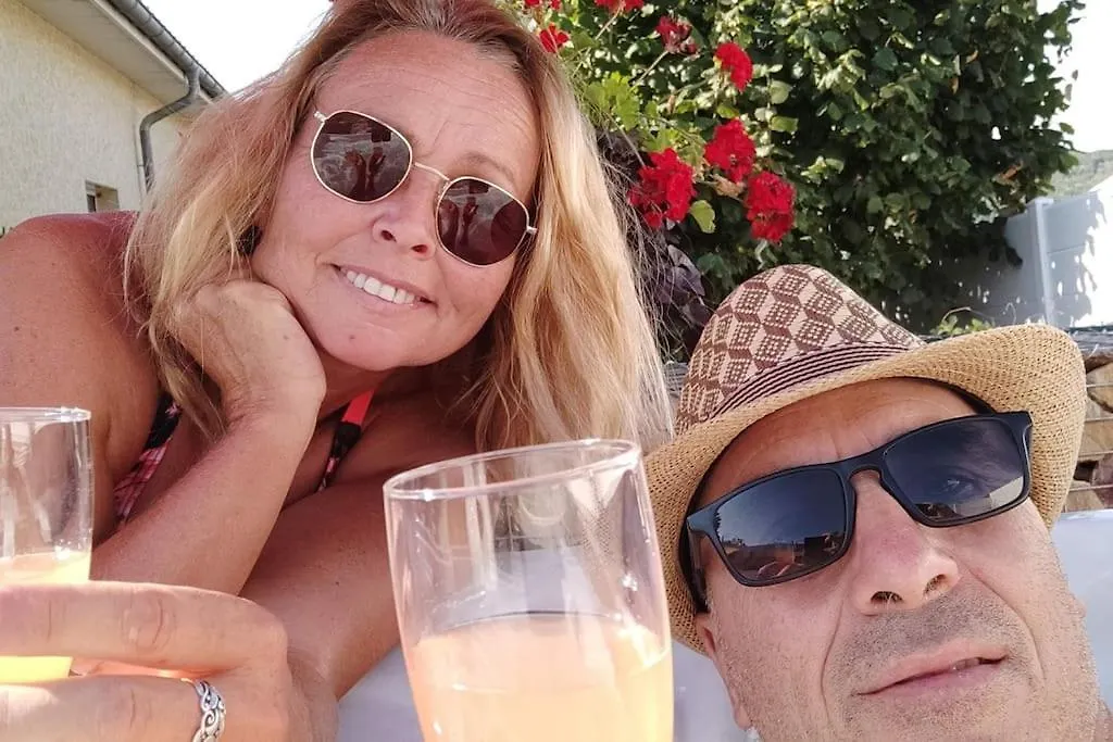 Jacuzzi Au Lemon Tree Et Charme Des Pierres Dorees Panossas